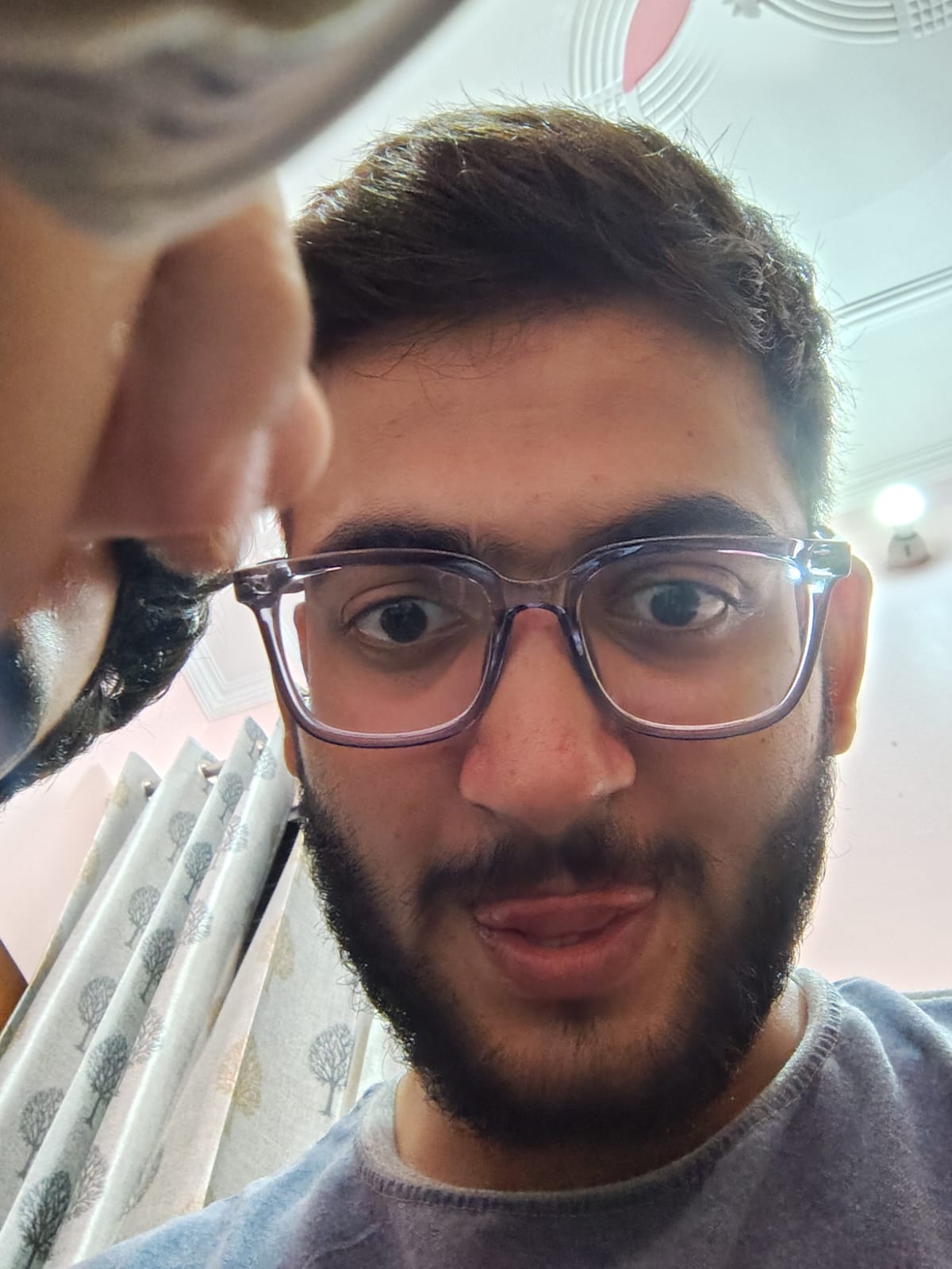 whatsapp image 2025 10 11 at 16.01.04 13e8f094